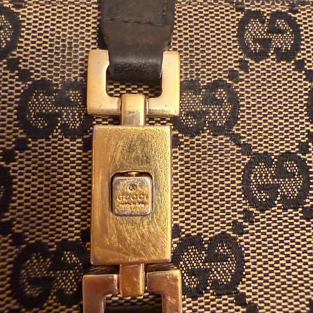 Gucci Beige and Black Monogram with Gold Hardware Wallet - Picture 7 of 11